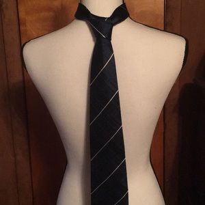 NFL Dallas Cowboys necktie.